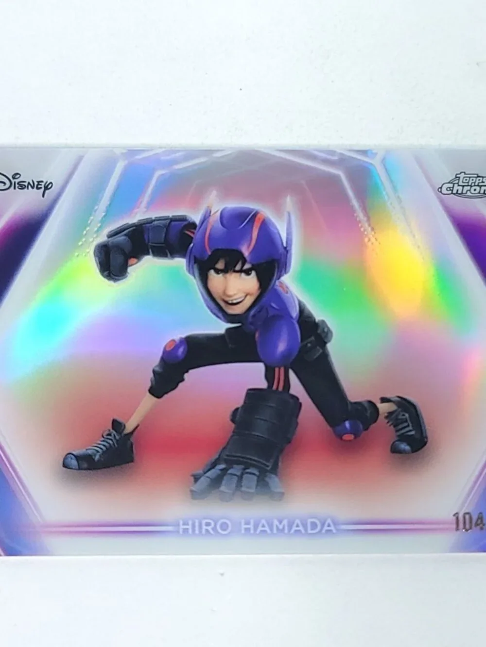 Hiro Hamada Topps 2026 Disney Neon Holo Chrome Refractor Limited 104/199 CNE